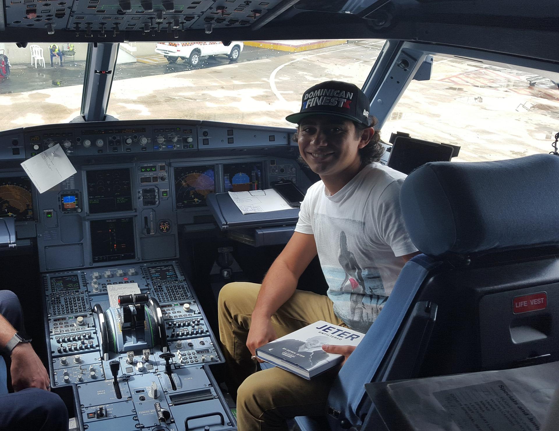 picture of odesto polanco in a airplane cockpit